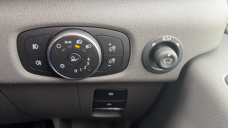 Ford Transit 350 L3 Diesel Fwd 2.0 EcoBlue 165ps H2 Limited Van [Nav]